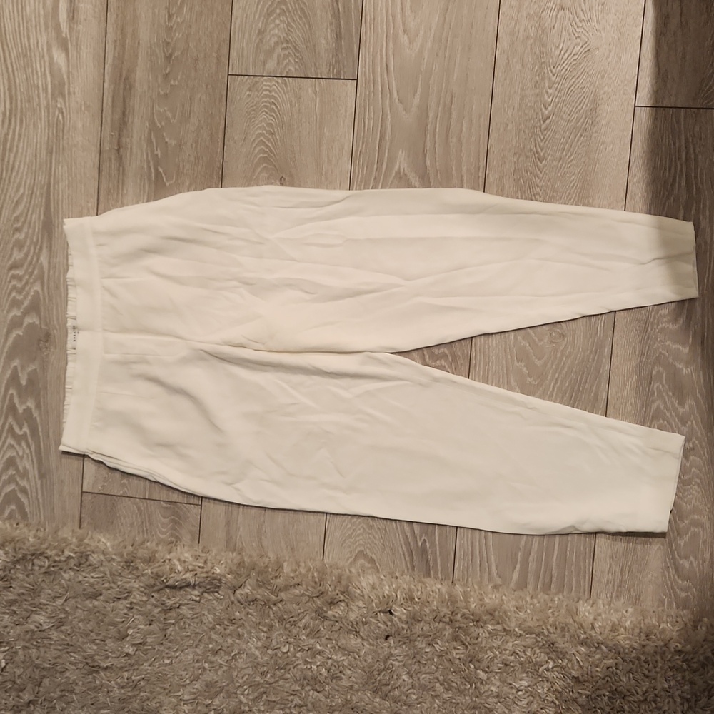 White aritzia dress pants